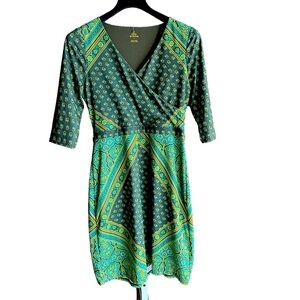 Prana Dress With Tie Waist, Unique Beautiful Vibrant green and Gold Colors L